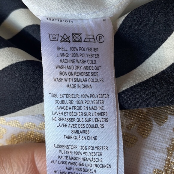 FRENCH CONNECTION Women’s cold shoulder drop sleeve dress. Size L stripes bk/wt - Picture 7 of 7